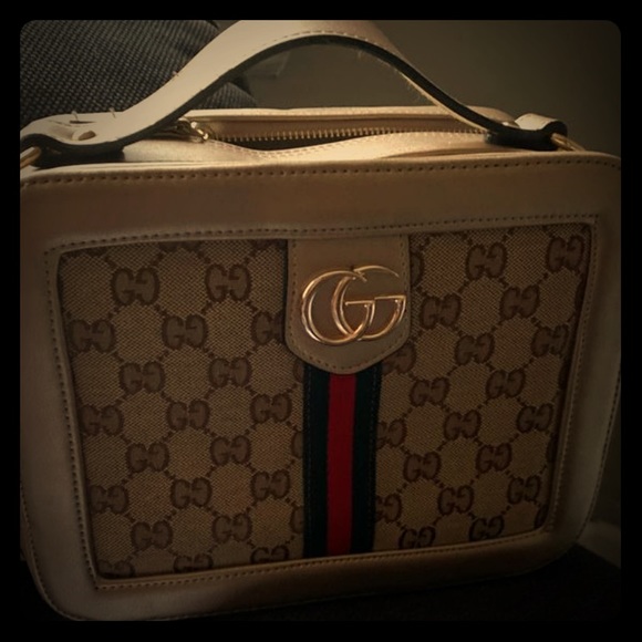 gucci shoes and purse